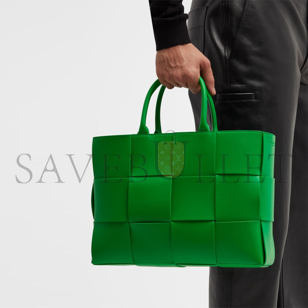 bo*te*ga Ve*ne*ta medium arco tote bag 729244vb2k08580 (38*28*10cm)